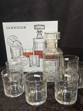 Godinger Clear Glass Decanter & Tumbler Set - Clear